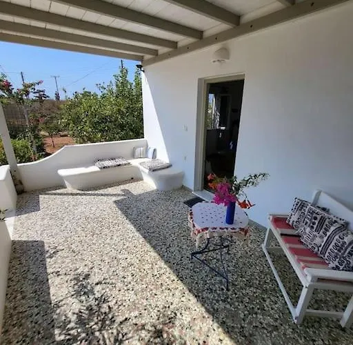 Holiday home Gardenparadise Sifnaios In Paros